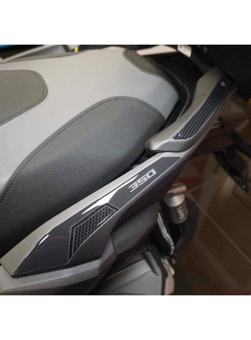 Adesivi 3D Protezioni maniglie con bauletto compatibili con Honda ADV350 2022-25